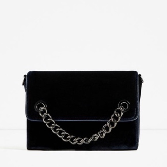 Zara Navy Velvet Shoulder Bag with Silver Chain - Picture 3 of 4